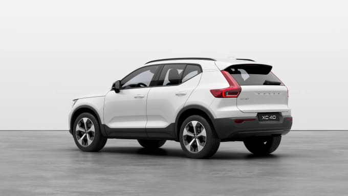 2024 Volvo Xc40