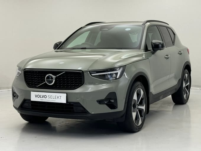 2023 Volvo Xc40