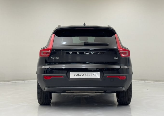 2024 Volvo Xc40