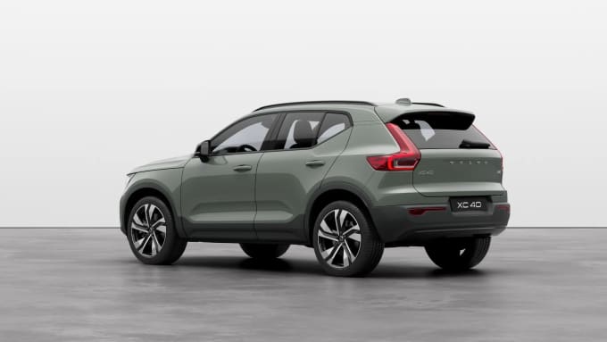 2024 Volvo Xc40