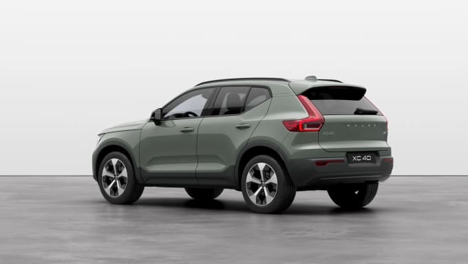 2024 Volvo Xc40