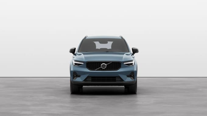 2024 Volvo Xc40