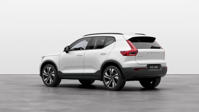 2024 Volvo Xc40