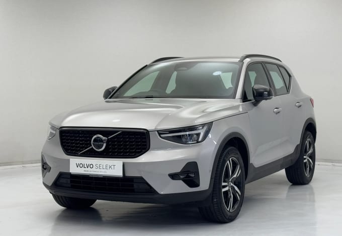 2023 Volvo Xc40