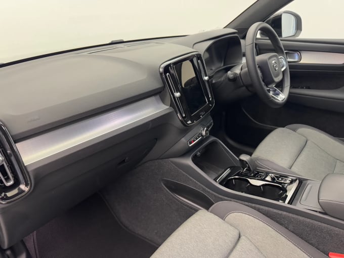 2023 Volvo Xc40