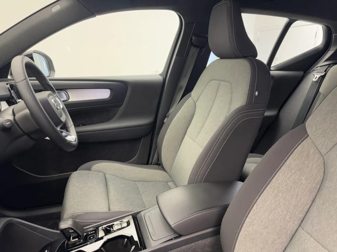 2023 Volvo Xc40
