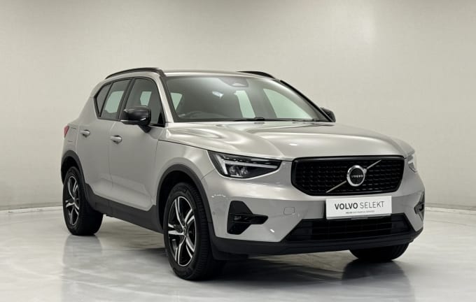 2023 Volvo Xc40