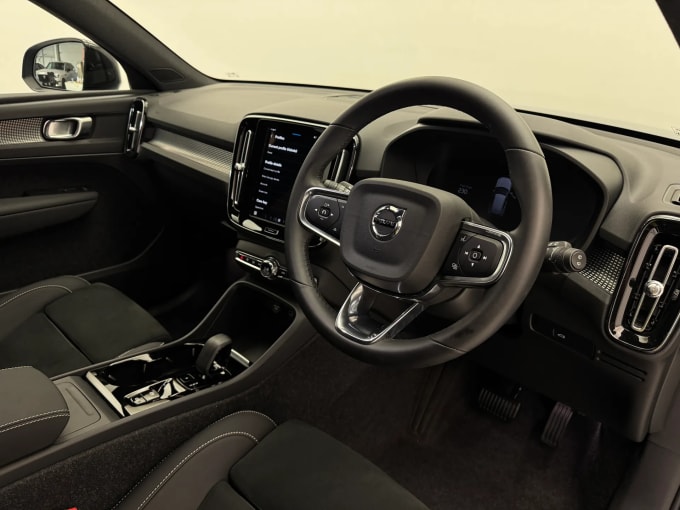 2024 Volvo Xc40