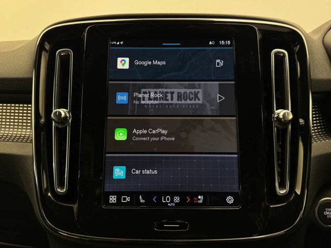 2024 Volvo Xc40