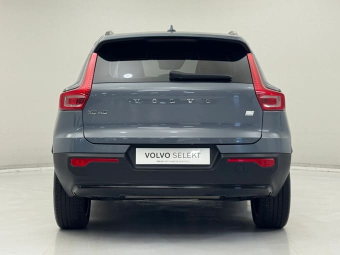 2022 Volvo Xc40