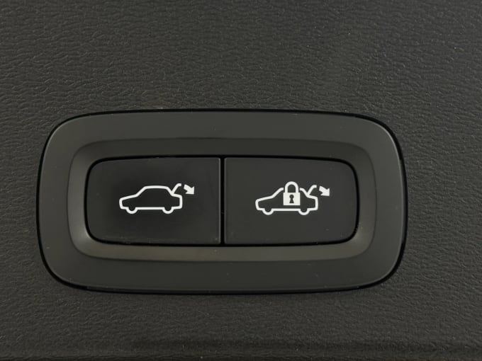 2022 Volvo Xc40