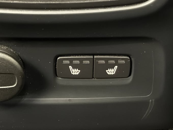 2022 Volvo Xc40
