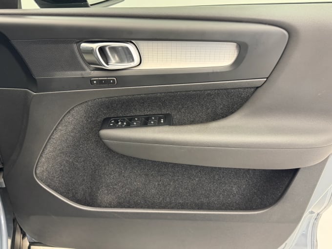 2022 Volvo Xc40