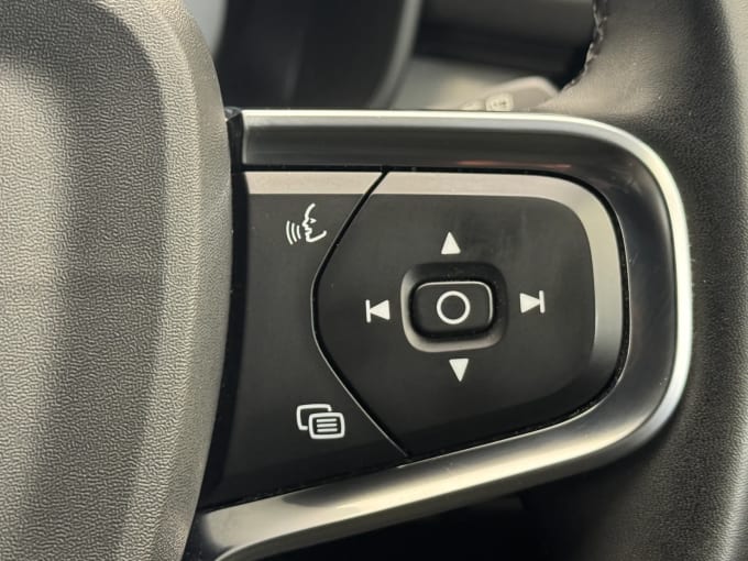 2022 Volvo Xc40