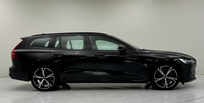 2023 Volvo V60