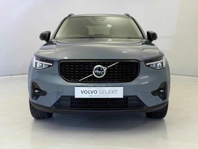 2023 Volvo Xc40