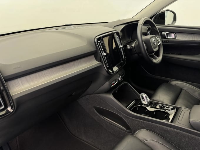2023 Volvo Xc40