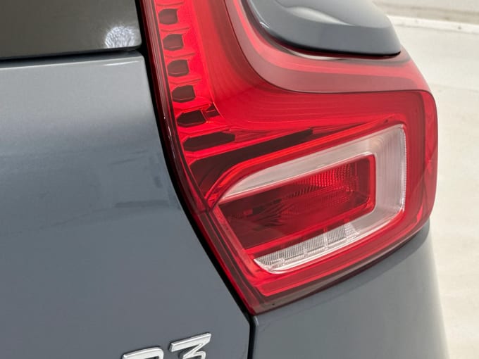 2023 Volvo Xc40