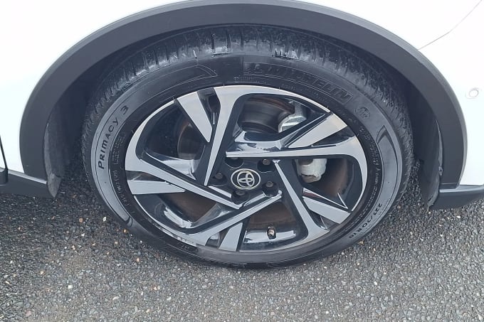 2022 Toyota C-hr