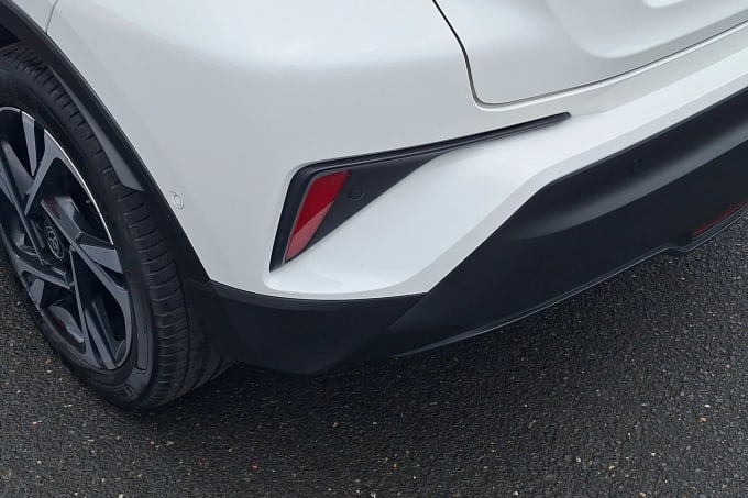 2022 Toyota C-hr