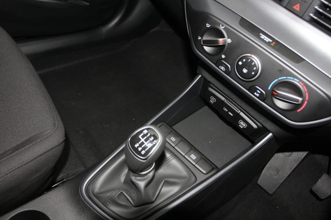 2025 Hyundai I20