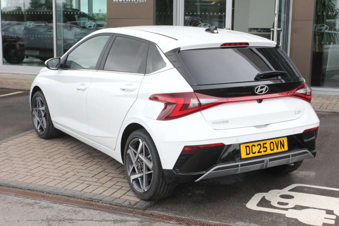 2025 Hyundai I20