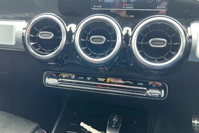 2022 Mercedes-benz Glb
