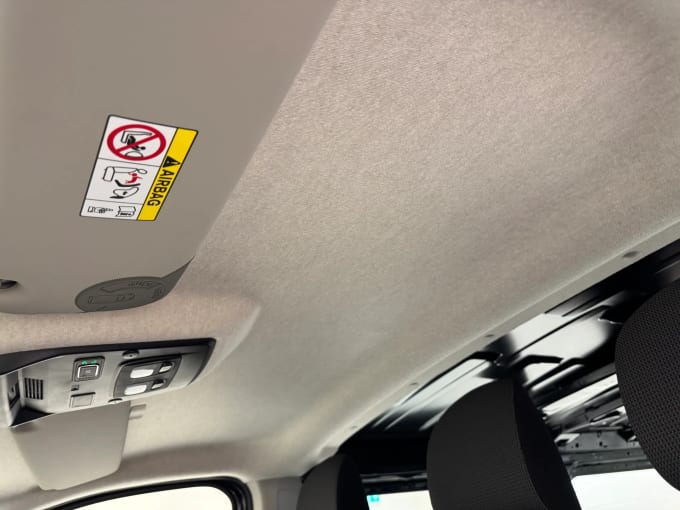 2025 Renault Trafic