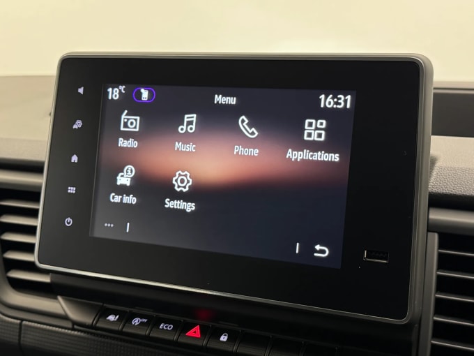 2025 Renault Trafic