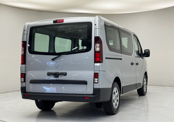 2025 Renault Trafic