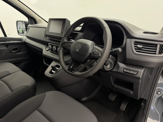 2025 Renault Trafic