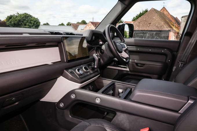 2024 Land Rover Defender