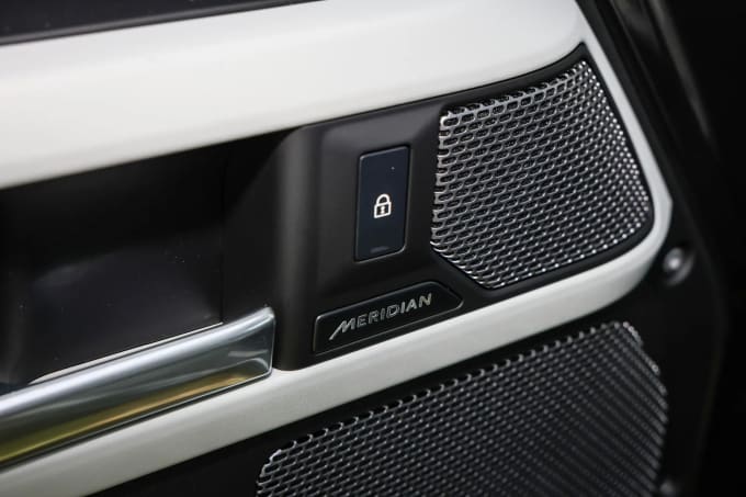 2024 Land Rover Defender