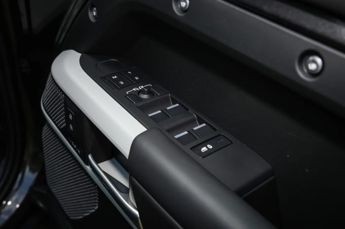 2024 Land Rover Defender