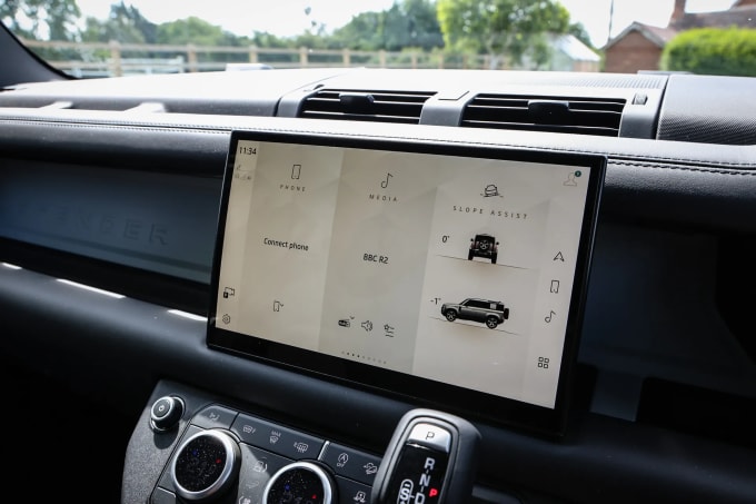 2024 Land Rover Defender