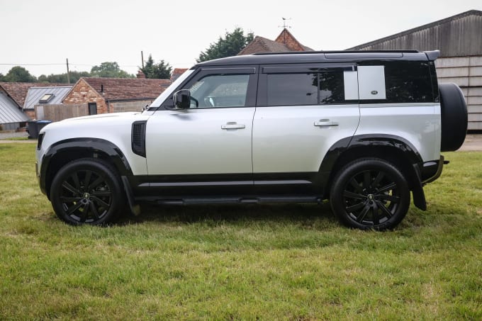 2022 Land Rover Defender