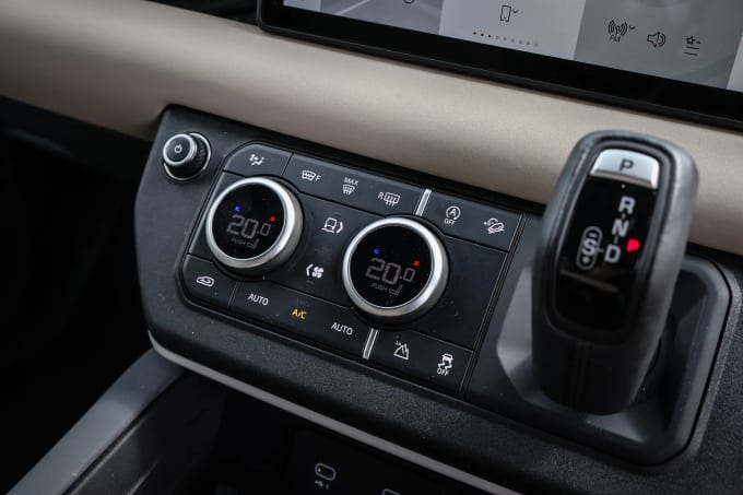 2022 Land Rover Defender