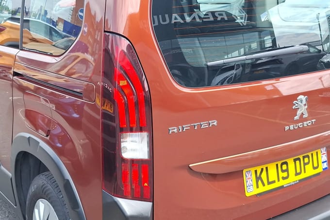 2019 Peugeot Rifter