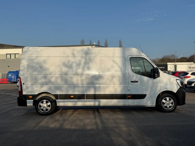 2021 Renault Master