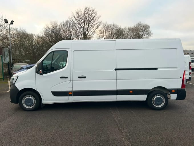 2021 Renault Master