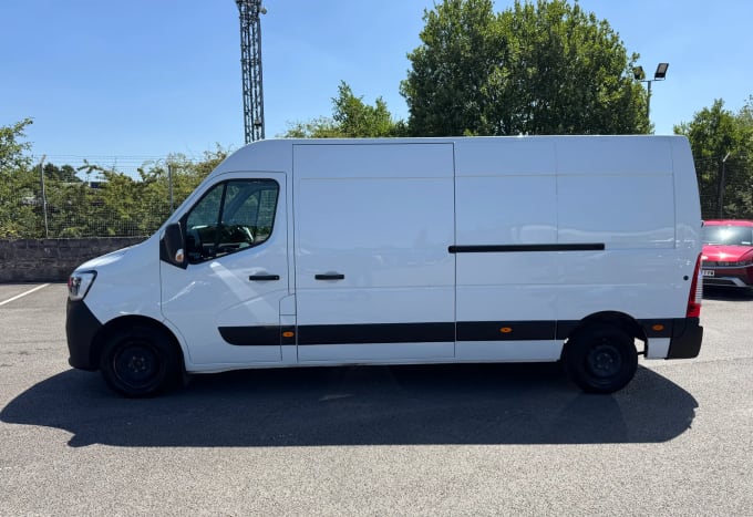 2023 Renault Master