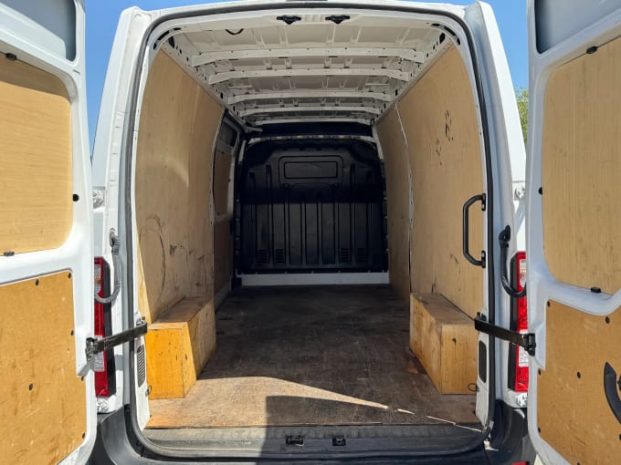 2023 Renault Master