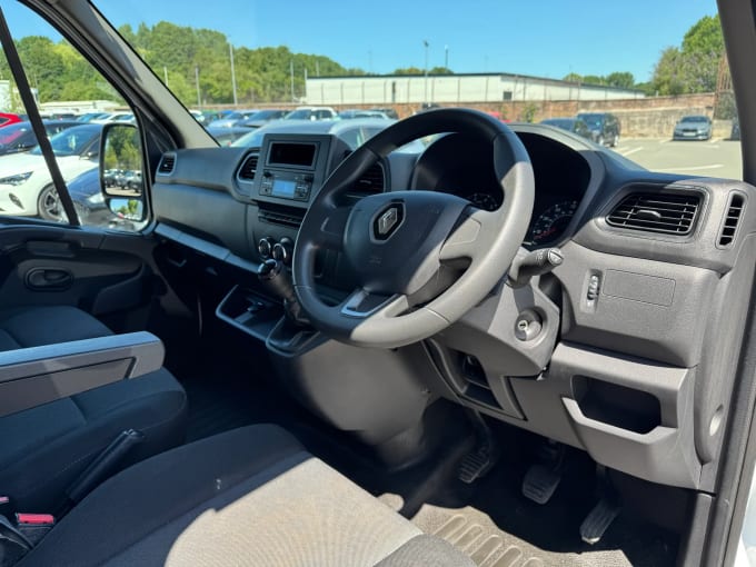 2023 Renault Master