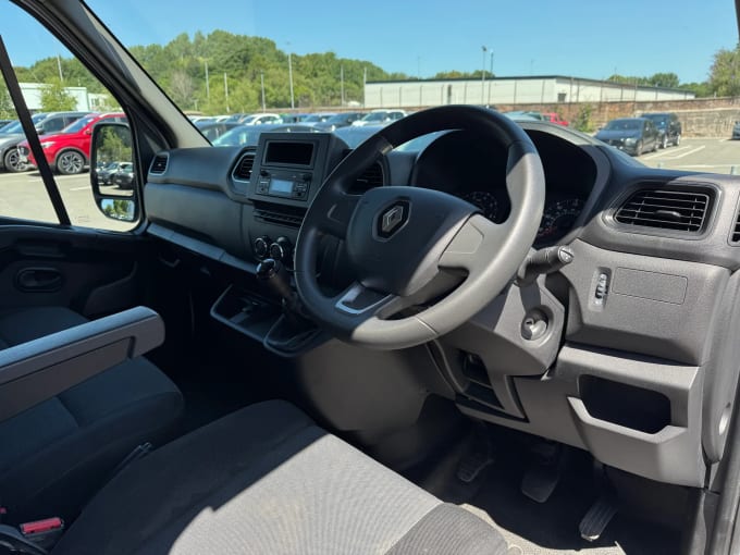 2023 Renault Master