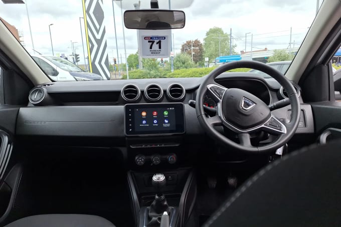 2022 Dacia Duster