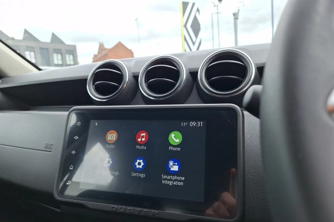 2022 Dacia Duster