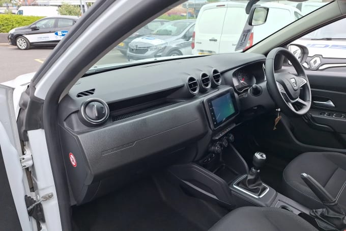 2022 Dacia Duster