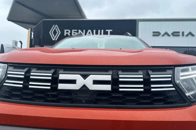 2023 Dacia Duster