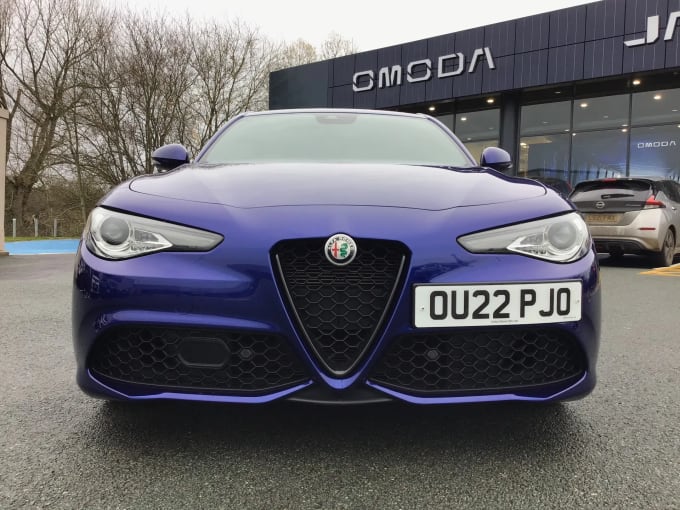 2022 Alfa Romeo Giulia