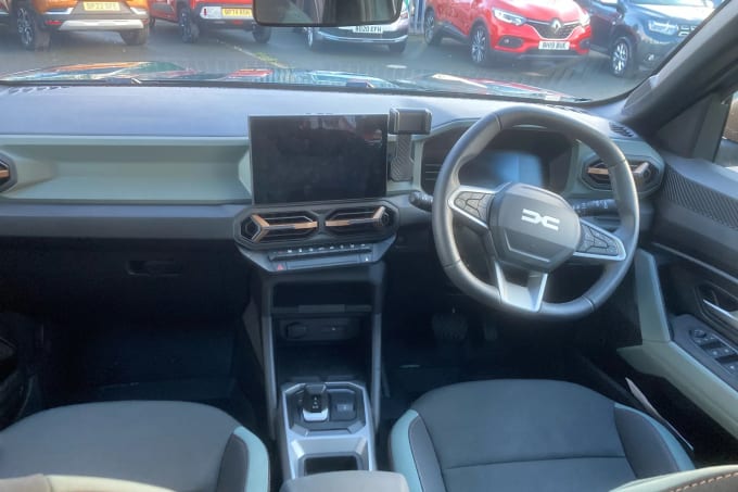 2025 Dacia Duster